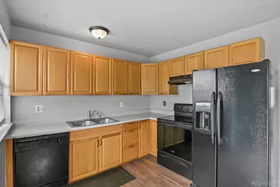 15977 E 17th Place, Aurora, CO 80011 - Photo 6