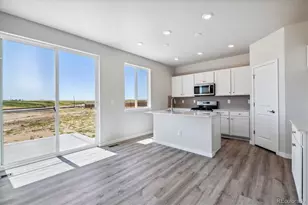 20255 E 58th Pl, Aurora, CO 80019 - Photo 16