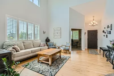 10122 Richfield Way, Commerce City, CO 80022 - Photo 4