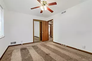 1051 Macon St, Aurora, CO 80010 - Photo 22