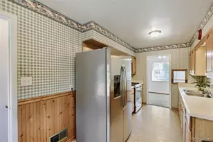 1051 Macon St, Aurora, CO 80010 - Photo 18