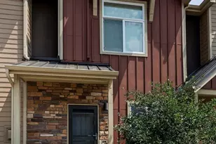 1320 Kestrel Ln, Longmont, CO 80501 - Photo 2