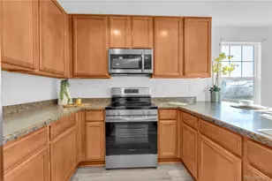 25149 E Lake Pl, Aurora, CO 80016 - Photo 14