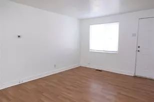 1129 Dallas St, Aurora, CO 80010 - Photo 10