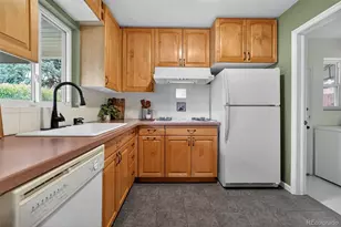 2621 Leyden St, Denver, CO 80207 - Photo 8