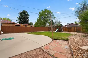 2621 Leyden St, Denver, CO 80207 - Photo 30
