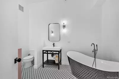 800 W 8th Avenue #201, Denver, CO 80204 - Photo 12