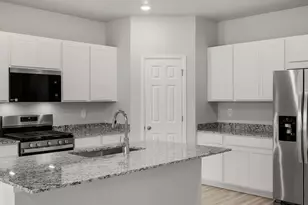 17598 E 90th Pl, Commerce City, CO 80022 - Photo 2