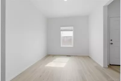 211 Clayton Avenue, Keenesburg, CO 80643 - Photo 18