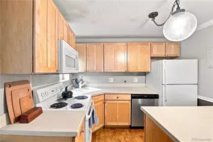 1243 Vine St, Denver, CO 80206 - Photo 4