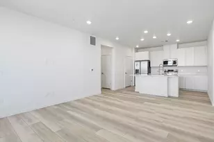 6153 N Ceylon St, Denver, CO 80249 - Photo 14