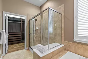 8275 S Country Club Pkwy, Aurora, CO 80016 - Photo 18