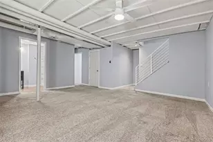 835 S Evanston Cir, Aurora, CO 80012 - Photo 16