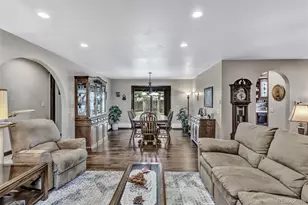 11480 W Bear Creek Dr, Lakewood, CO 80227 - Photo 10