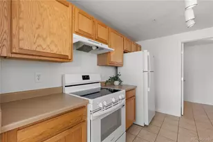 5756 N Genoa Way, Aurora, CO 80019 - Photo 10