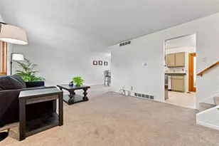 18744 E Brown Pl, Aurora, CO 80013 - Photo 2