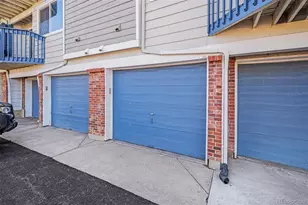 19192 E Wyoming Pl, Aurora, CO 80017 - Photo 2