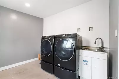 886 Kingston Street, Aurora, CO 80010 - Photo 16