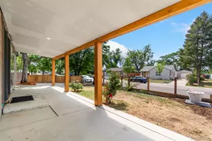 886 Kingston St, Aurora, CO 80010 - Photo 4