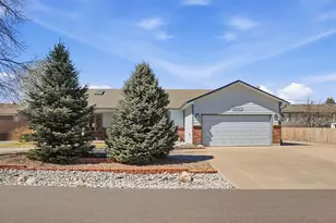 7947 South Dover Street, Littleton, CO 80128 - Photo 2