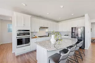 23921 E Minnow Dr, Aurora, CO 80016 - Photo 2