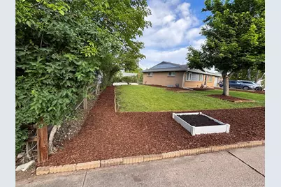 627 S Jasmine Way, Denver, CO 80224 - Photo 2