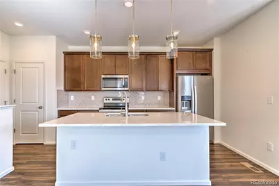 6253 N Liverpool Street, Aurora, CO 80019 - Photo 4