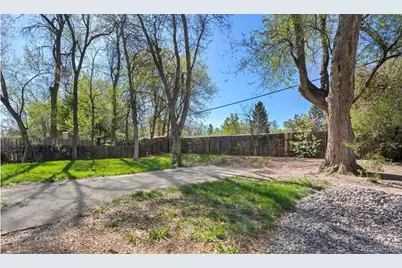 635 W Prospect Road, Fort Collins, CO 80526 - Photo 16