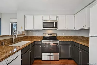 844 S Vance Street #B, Lakewood, CO 80226 - Photo 4