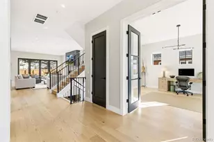 1110 S St Paul St, Denver, CO 80210 - Photo 4