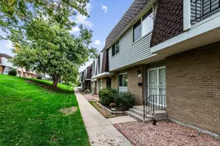 565 S Xenon Ct, Lakewood, CO 80228 - Photo 2