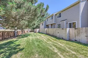 1127 S Ventura Cir, Aurora, CO 80017 - Photo 14