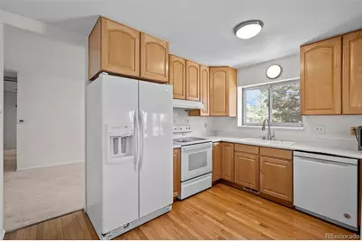 2012 S Yank Way, Lakewood, CO 80228 - Photo 8