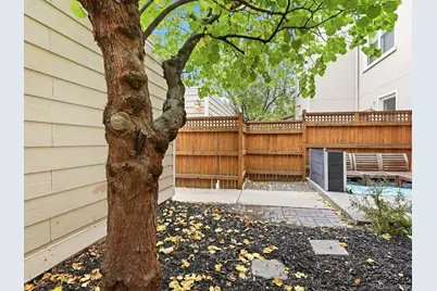 2816 Syracuse Court, Denver, CO 80238 - Photo 30