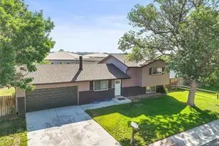 13542 Achilles Dr, Lone Tree, CO 80124 - Photo 2