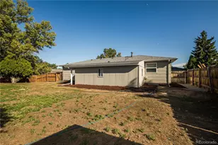 5553 Yost Ct, Denver, CO 80239 - Photo 36