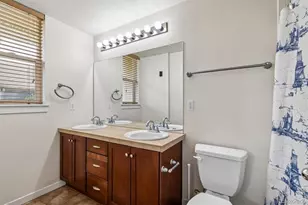 9941 E 26th Ave, Denver, CO 80238 - Photo 18
