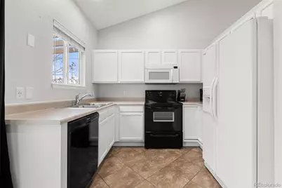 3828 S Rome Way, Aurora, CO 80018 - Photo 4