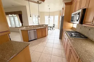 21753 E Rowland Circle, Aurora, CO 80016 - Photo 2