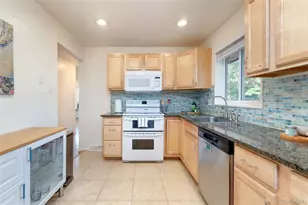 246 Lansing St, Aurora, CO 80010 - Photo 14