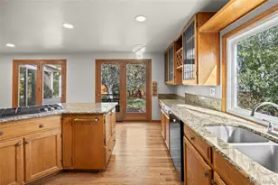 9641 Sierra Dr, Arvada, CO 80005 - Photo 10