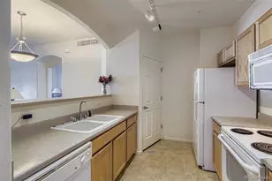 5255 Memphis Street, Denver, CO 80239 - Photo 10