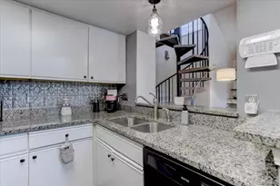 4943 S Carson St, Aurora, CO 80015 - Photo 8