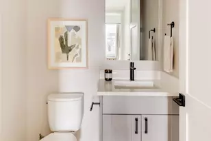 8260 E 36th Ave, Denver, CO 80238 - Photo 12