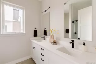 8260 E 36th Ave, Denver, CO 80238 - Photo 14