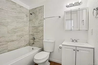 141 Oakland Court, Aurora, CO 80011 - Photo 12