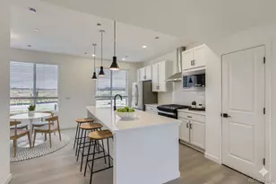 1612 Park Pl, Broomfield, CO 80023 - Photo 2