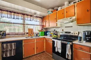 129 E Beshoar Dr, Pueblo, CO 81007 - Photo 18