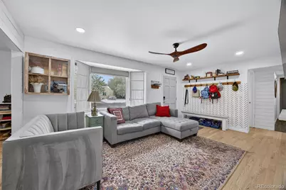 730 Newark Street, Aurora, CO 80010 - Photo 10