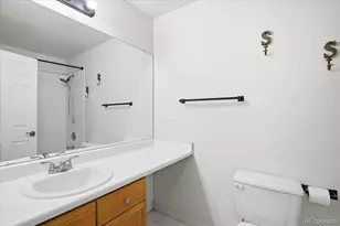 3449 South Espana Court, Aurora, CO 80013 - Photo 38